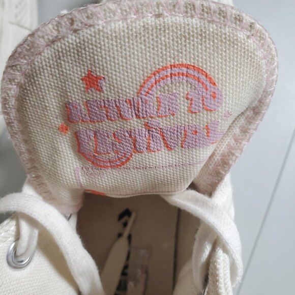 Converse Return to Festival Floral Embroidered White Platform Hi-Tops -Sz 7 - Picture 2 of 16